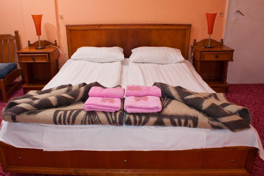 Hotel Cerna Băile Herculane Zimmer foto